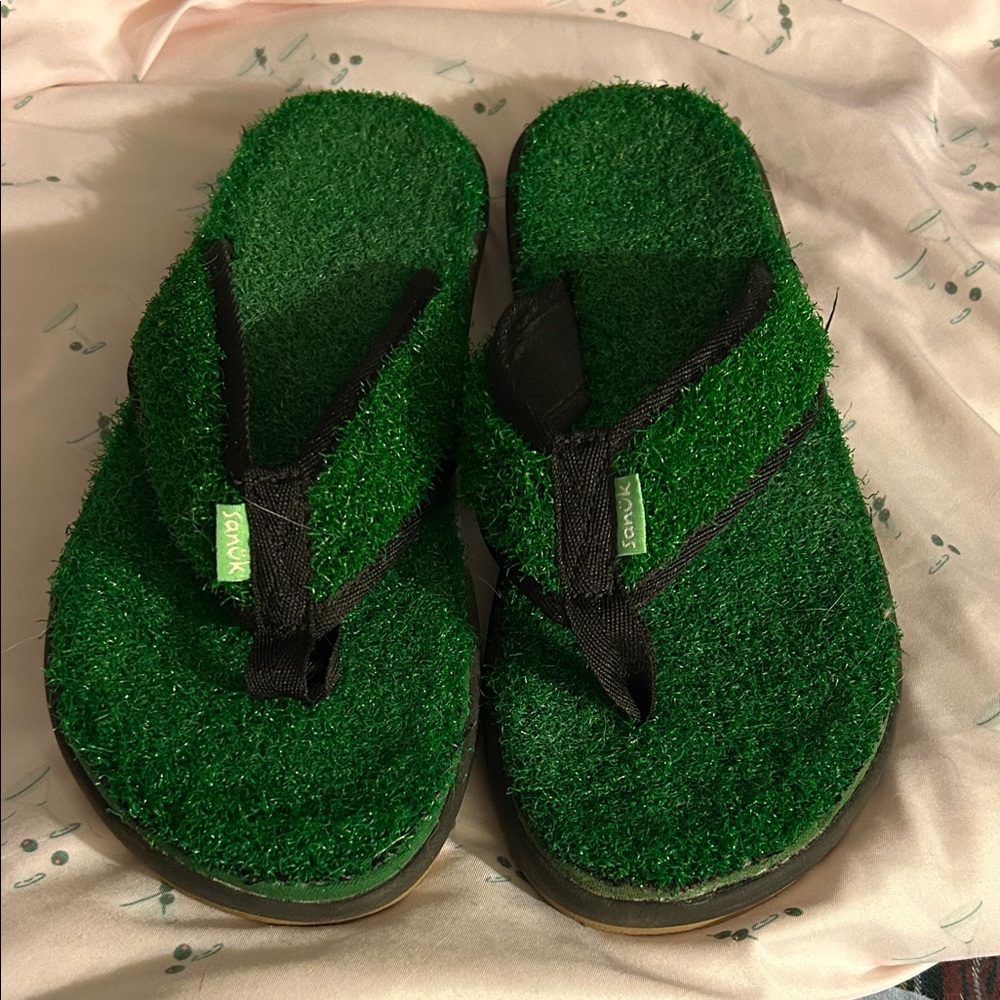 Sanuk Vibrant Green Turf Sandals